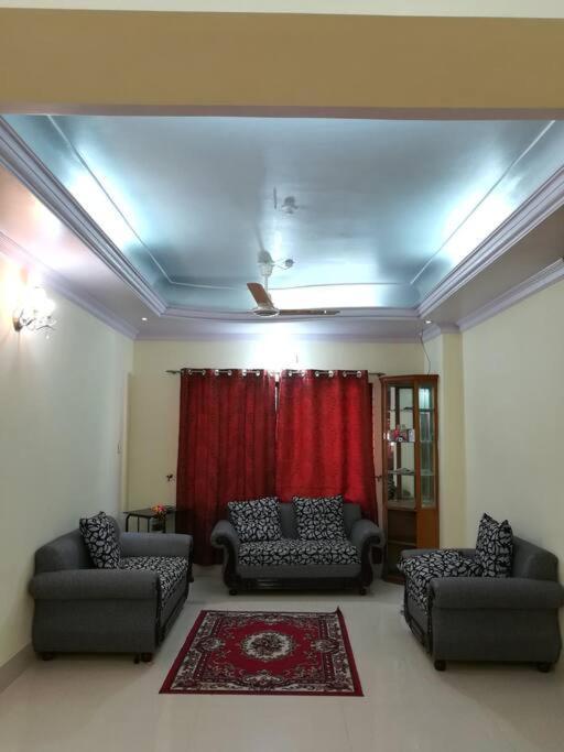 Spacious Penthouse In Heart Of City. By Gec Circle Apartment Chittagong Bagian luar foto